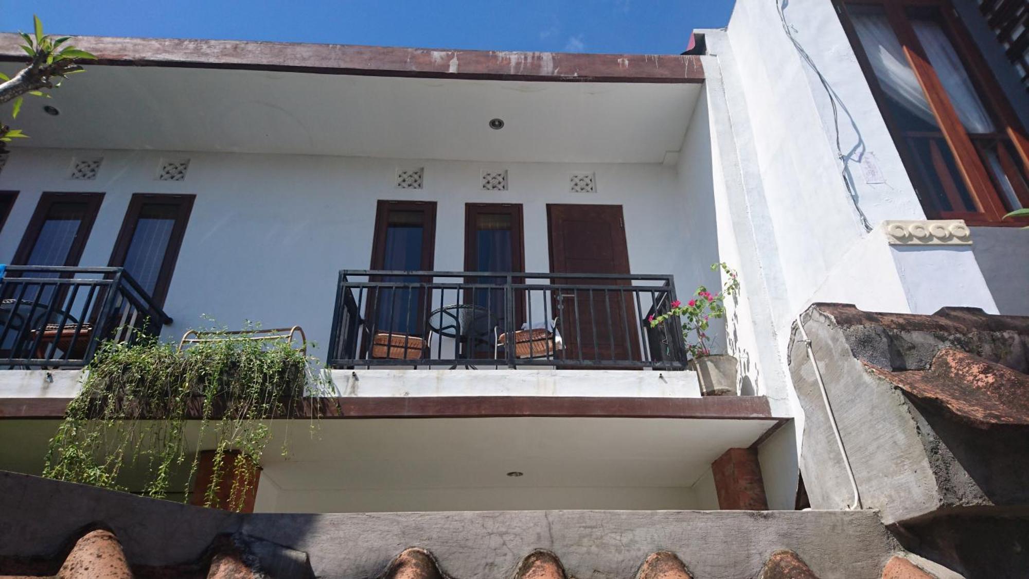 Merpati - Studios Sanur Εξωτερικό φωτογραφία