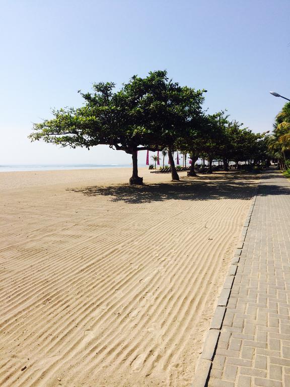 Merpati - Studios Sanur Εξωτερικό φωτογραφία